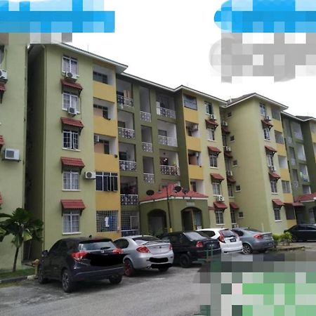 Holiday Apartment At Pd Perdana Condo Resort Port Dickson Buitenkant foto